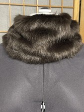 Women Faux Fur Collar Fluffy Neck Warmer Scarf Soft Wrap Coat Collar Magnetic