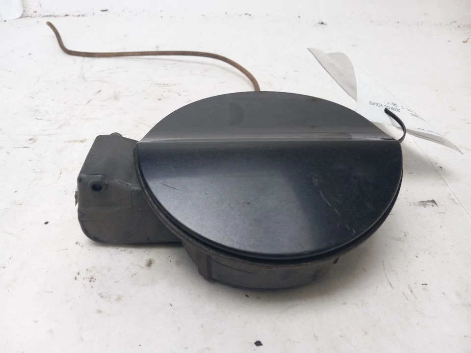 FUEL FILLER DOOR fits VOLKSWAGEN CC 2009 OEM - Image 2 of 4