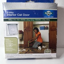 PetSafe CD10-050-11 2-Way Interior Cat Door Small 1 lb - 15 lb Easy Lock NEW