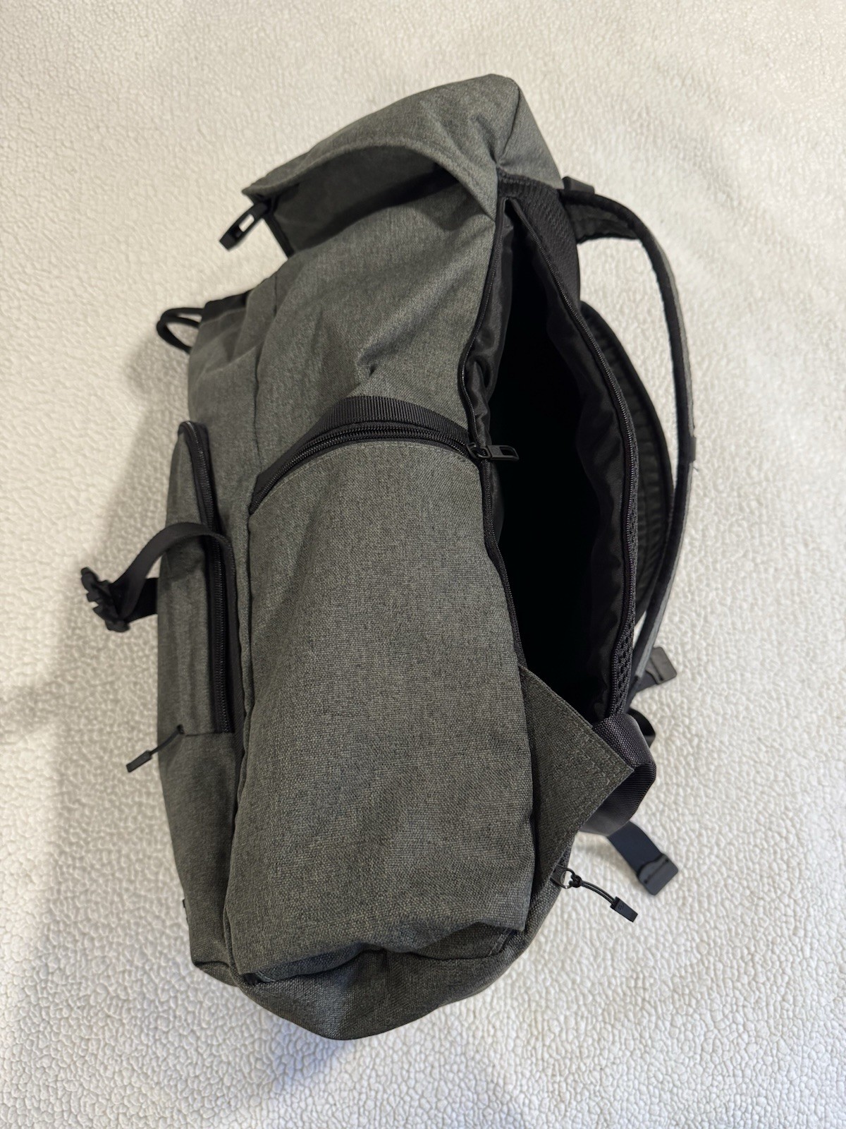 LULULEMON Command The Day Backpack Grey - image 5