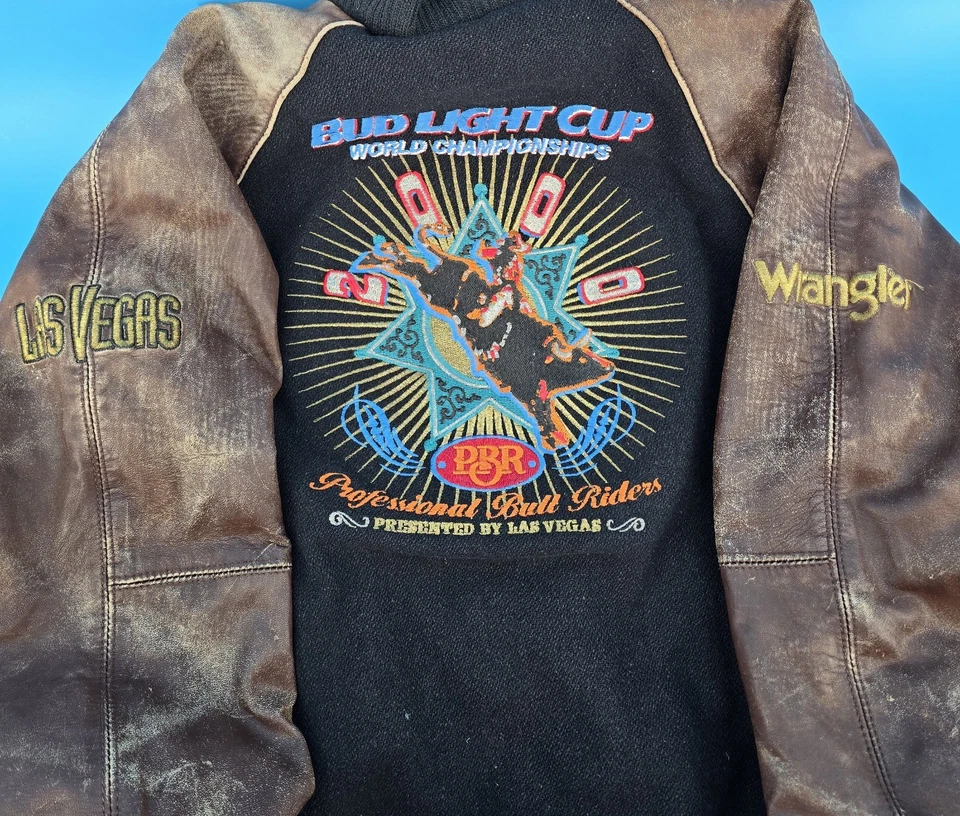 Chaqueta Universitaria PBR De Colección 2000 Talla M Wrangler Bordada Las Vegas Western Grunge Foto 4 de 4
