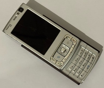 Nokia N95 Handy ungetestet (ohne Akku) Schaden defekt