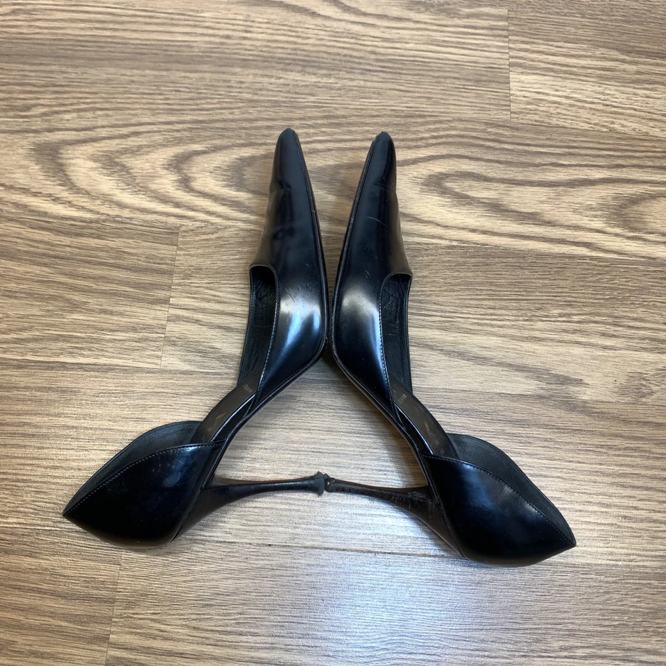 Zapatos de tacón alto Prada D'Orsay punta charol negro para mujer talla 37 Foto 2 de 4