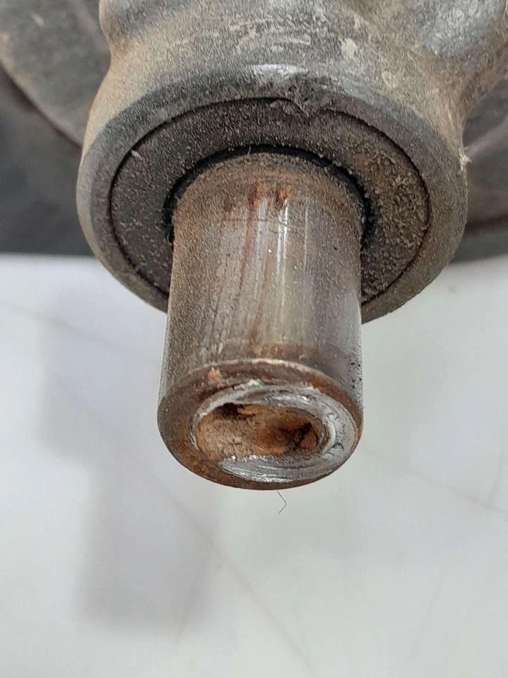 1995 - 2003 Dodge Ram Van B1500 B2500 B3500 Power Steering Pump OEM 52039173 - Image 3 of 4