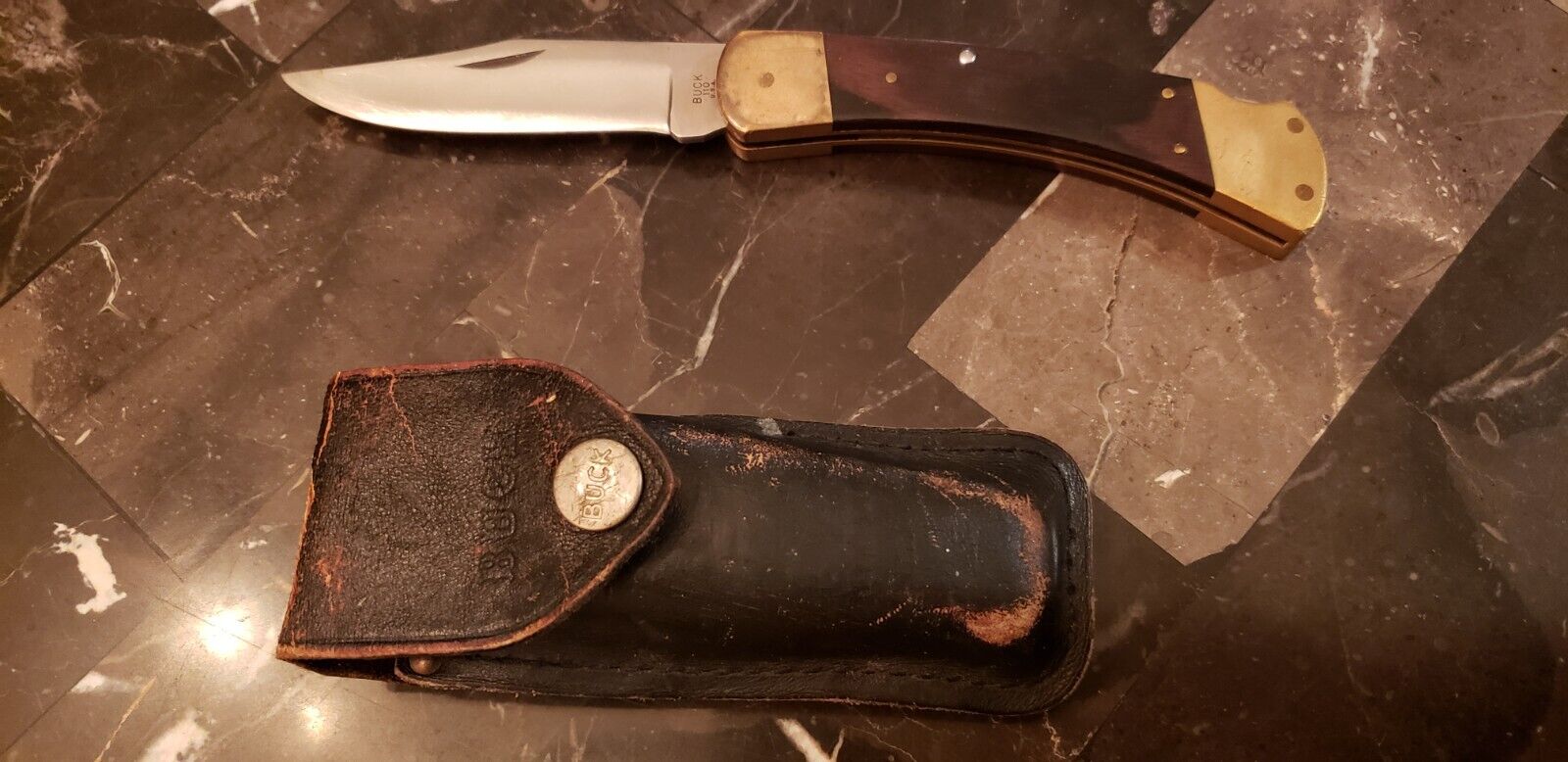 Vintage Buck 110 Folding Knife with sheath