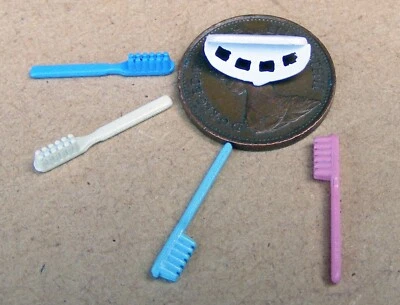 Puppenhaus Rack Of 4 Farbig Zahn Bürsten 1:12 Maßstab Badezimmer Zähne Tumdee - Bild 1 von 4
