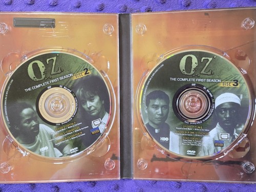 2002 OZ The Complete First Season DVD, 3 Discs, Preowned - Picture 4 of 6