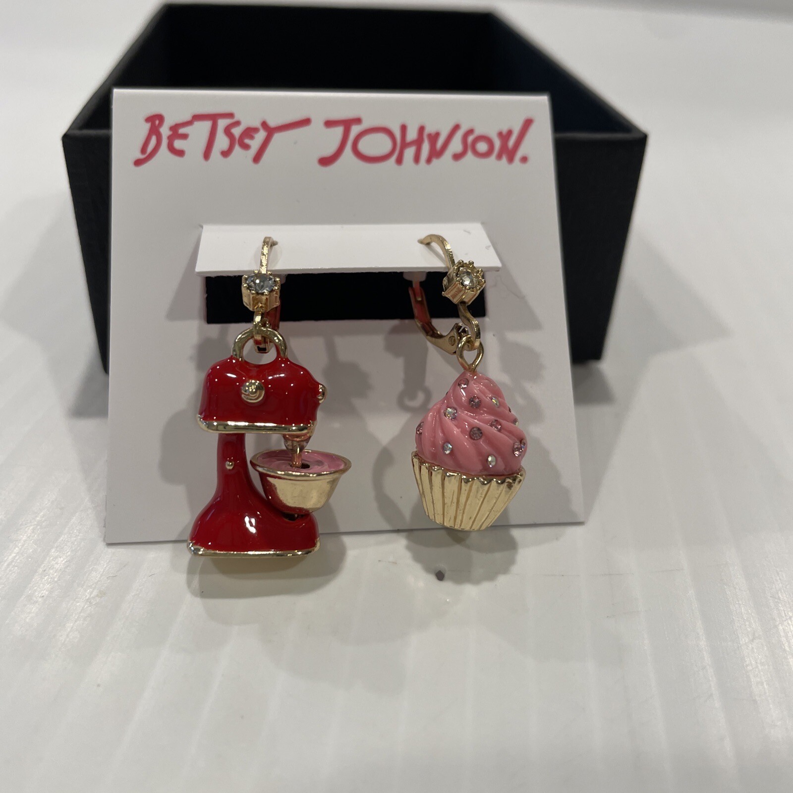 New Betsey Johnson Gold Tone Mixer & Cupcake Mismatch Drop Earrings eBay
