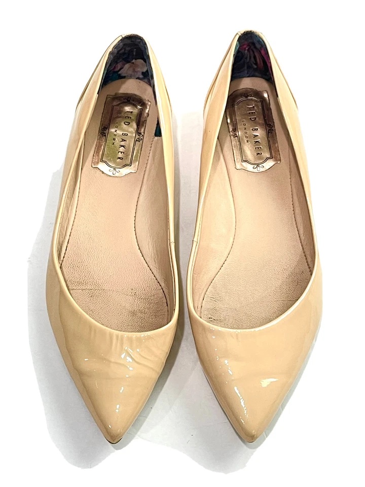 Ted Baker London zapatos planos puntiagudos talla 38.5 charol nude Foto 2 de 4