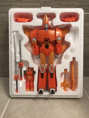 MH-01C Fleet Commander Hurricane Mhz Shattered Glass Cyclonus   Mp Scale
