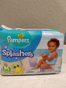 pampers splashers medium