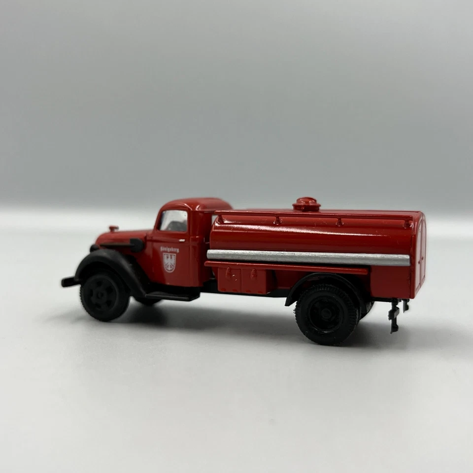 Herpa 745352 Ford G 997 T camión de bomberos „Koenigsberg bomberos“ escala 1/87 Foto 2 de 4