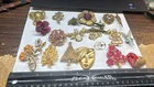vintage 20 pin/brooch costume jewelry wholesale lot
