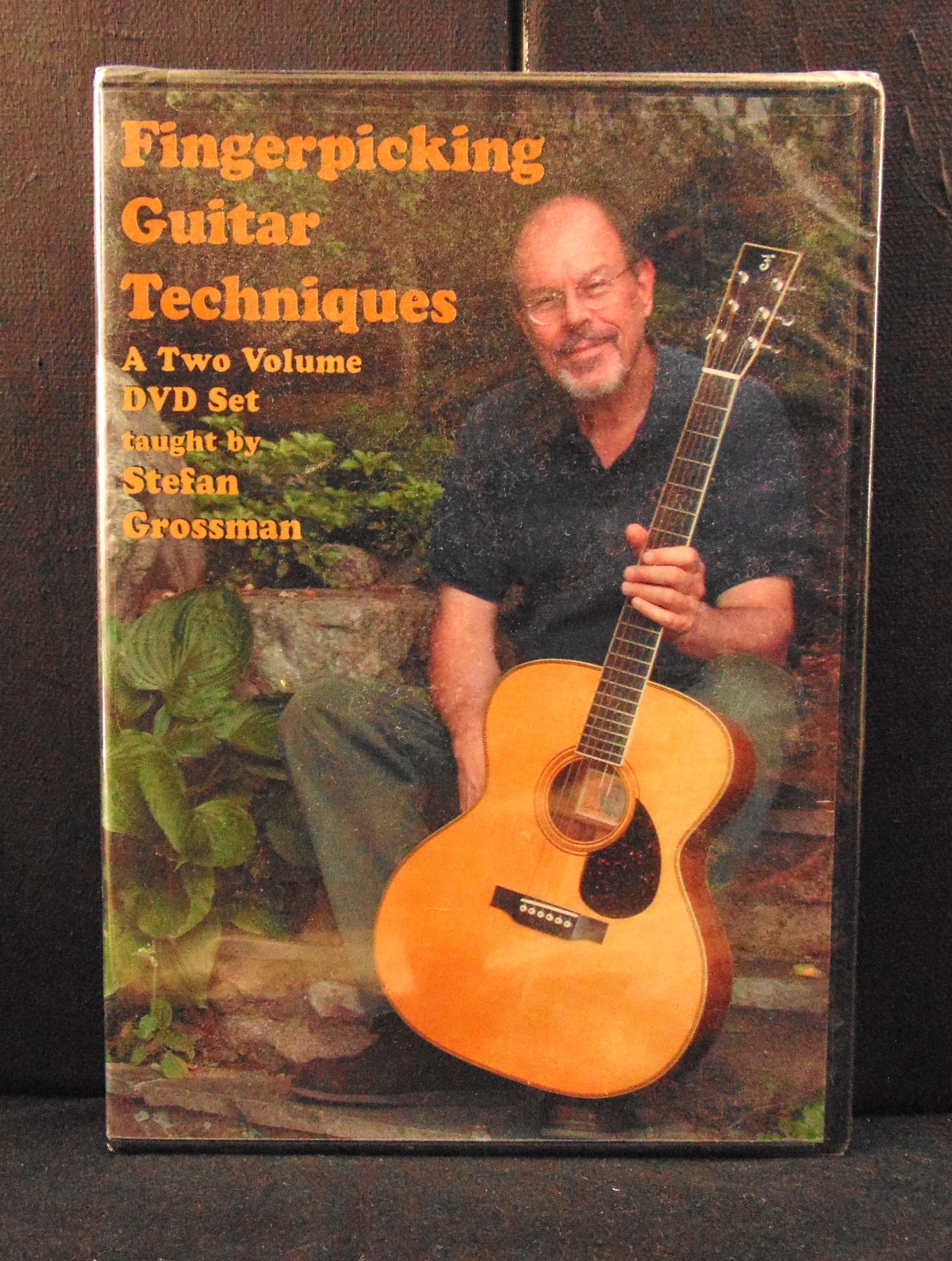 FINGERPICKING GUITAR TECHNIQUES - STEFAN GROSSMAN