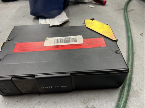 2000 BMW 528i 530I 540I 6 Disc CD Changer Player Unit 1469404