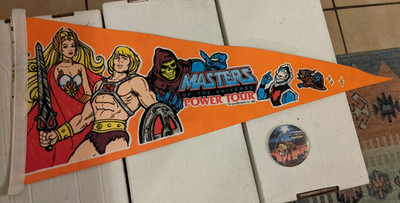 Motu Power Tour Orange Pennant + PIN lot 1987 Masters Of The Universe He-man