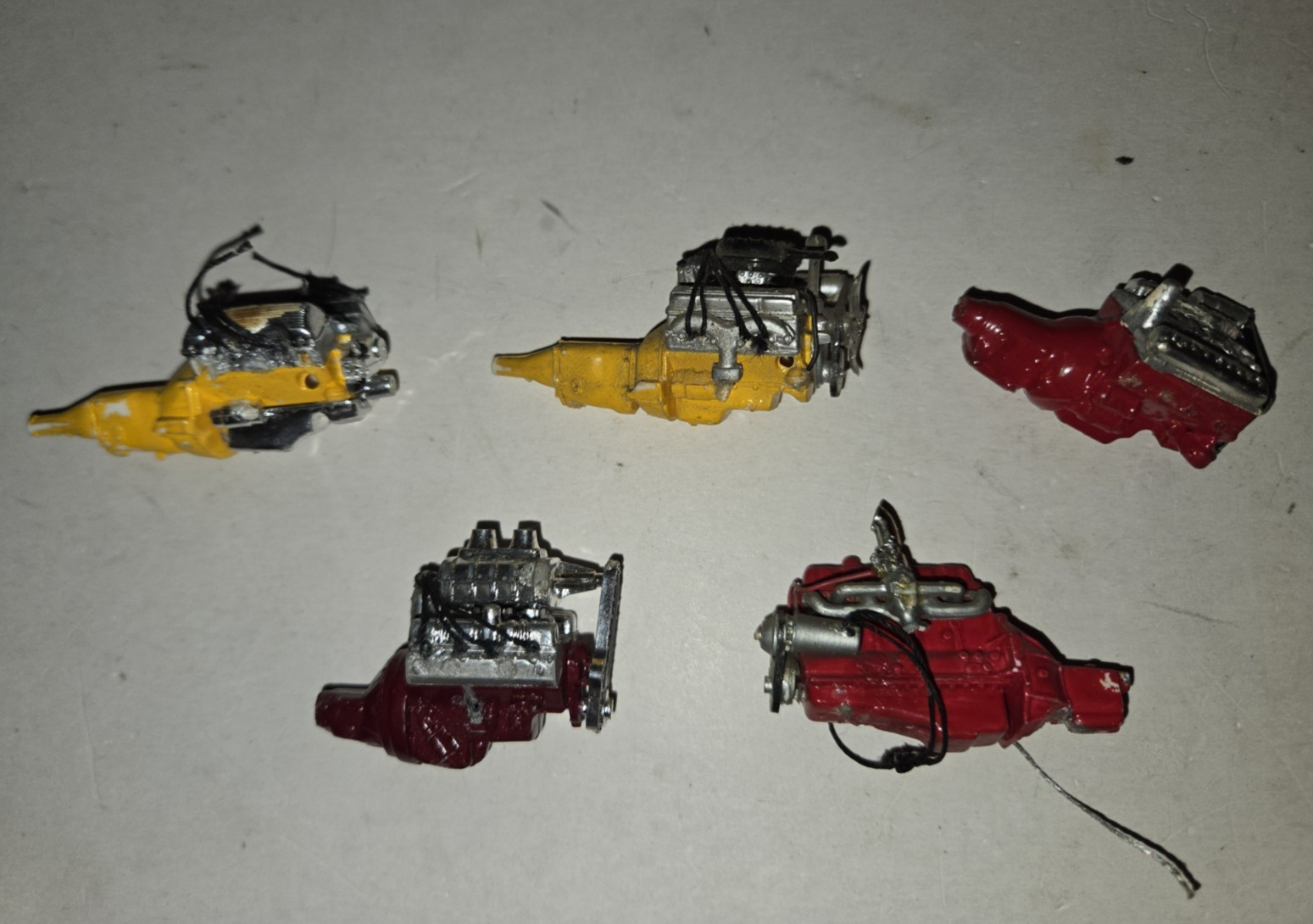 1960s 1/25 Model Car Engines Lot of 5 – Vintage Model Kit Parts - Lot A