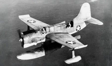 Curtiss SO3C Seamew Mahogany Desktop Wood Airplane New Model Small Scale 1/48