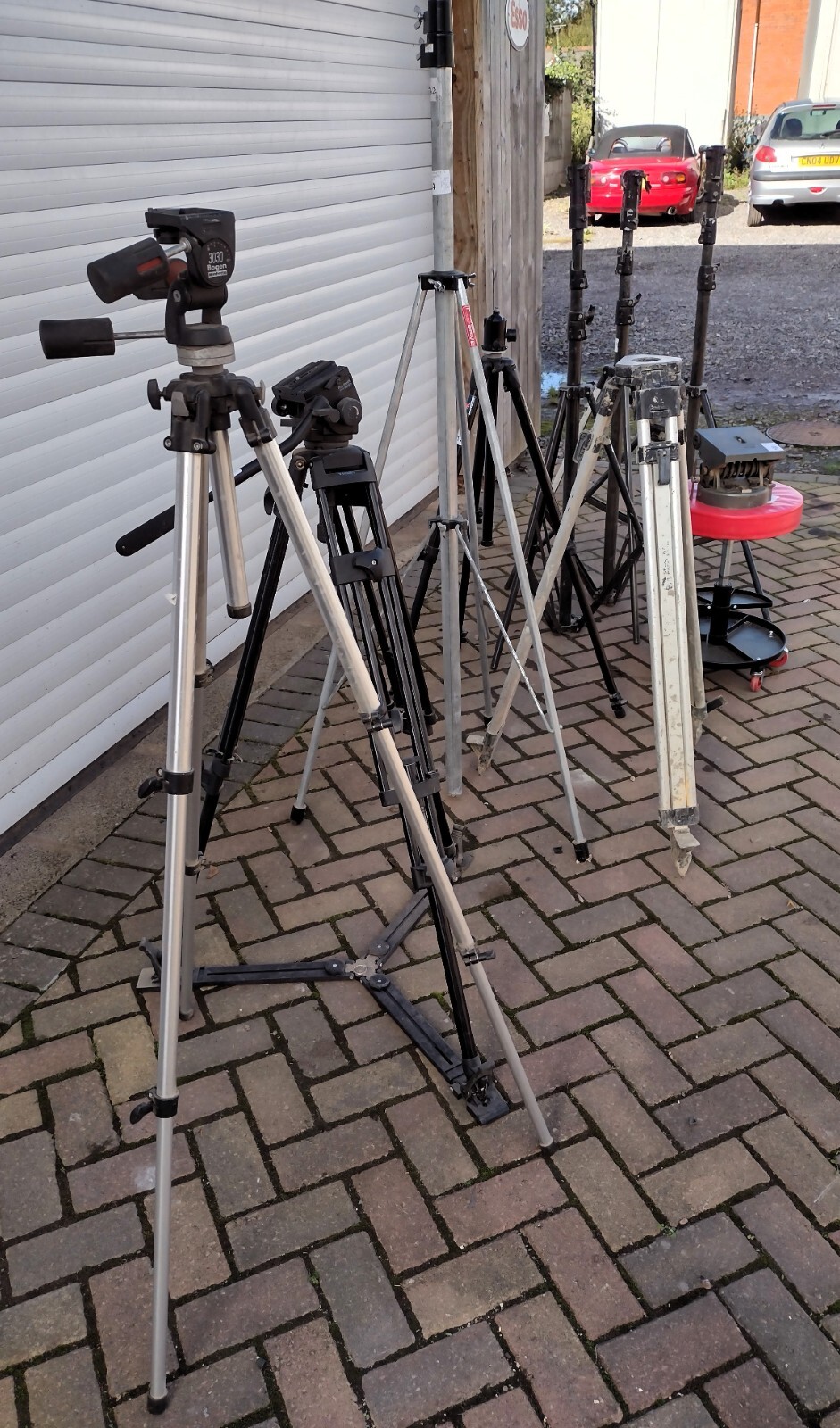 8 Tripods Manfrotto and others plus adjustable Vinten tripod head eBay