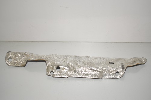 BMW G30 M550d xDrive G11 G12 G05 G06 Wärmeisolierung Zylinderkopfhaube 8575721