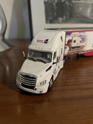 DCP 1/64 Load One Trucking Freightliner Tractor/Trailer