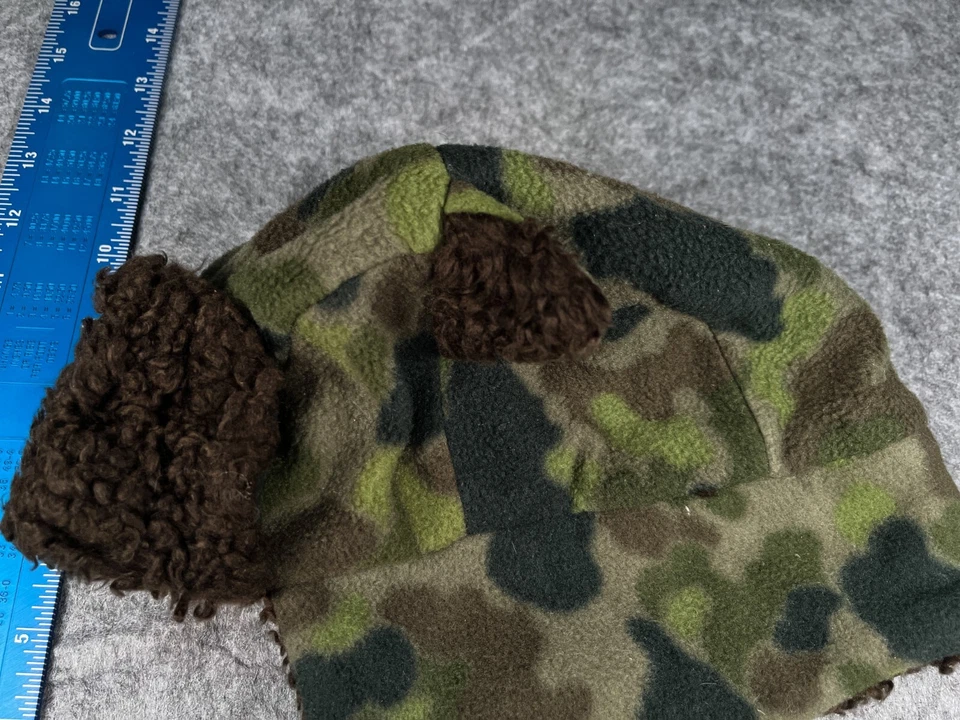Gorro Gap Kids Trapper Juvenil Pequeño Verde Camuflaje Poli Acrílico Lobo Oso Orejas Solapas Foto 3 de 4