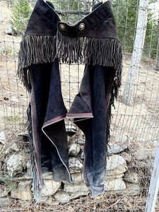 Vintage Dark Brown Leather Western Motorcycle Chaps Fringe Conchos Heavy Zippers