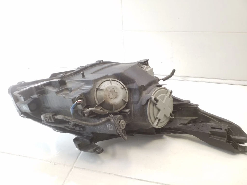 Toyota Avensis T270 2011 Left Headlight KOITO0512 BOS105985 - Image 4 of 4