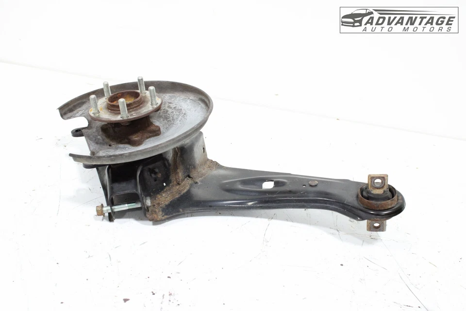 2013-24 MITSUBISHI OUTLANDER SPORT 4WD REAR LEFT TRAILING ARM & KNUCKLE HUB OEM - Image 2 of 4