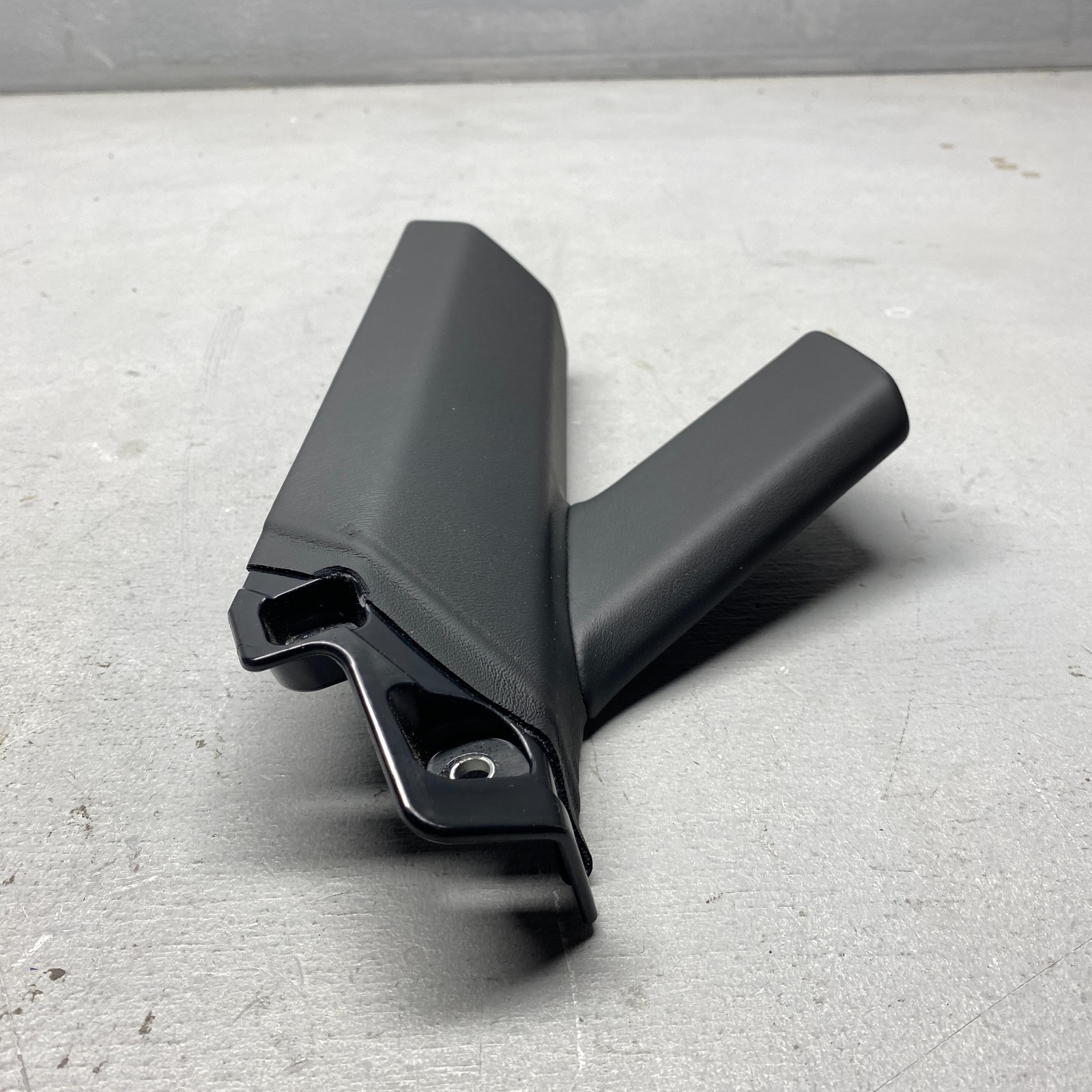 2018 Lamborghini Huracan Left Console Side Trim 4T0863513