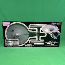 Star Trek EE. UU. Enterprise NCC-1701 16" Electronic Starship Art Asylum 2007 NUEVO