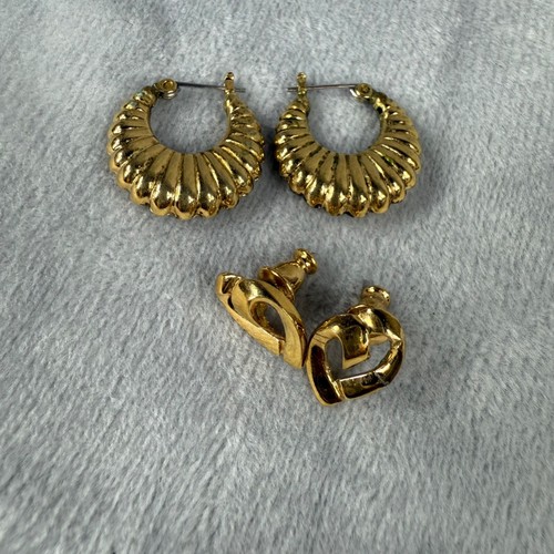 Pierced Earrings Heart Shape Monet Plus Pair of Hoops Gold-Tone Metal Vintage - Picture 11 of 24