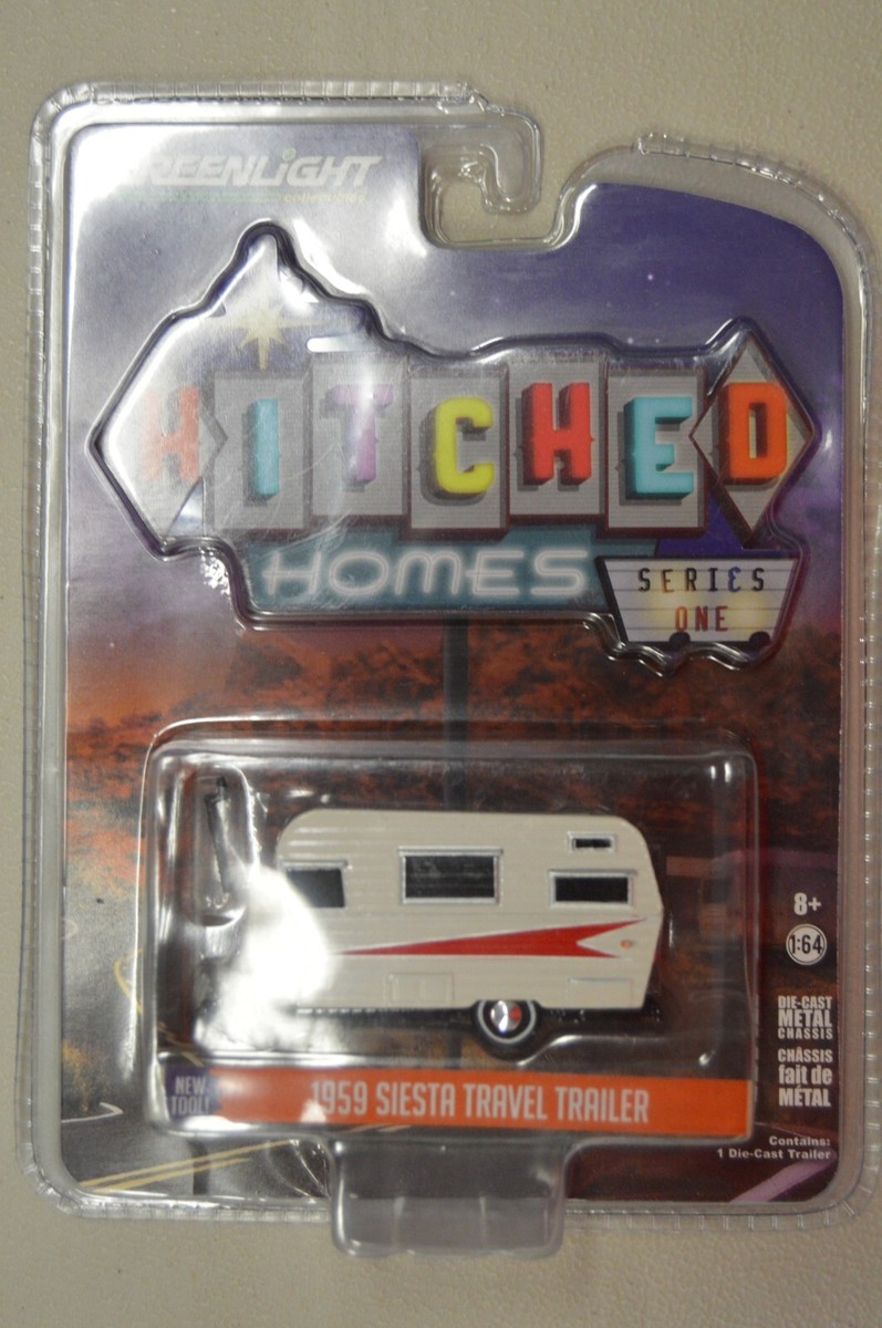 グリーンライトミニカー　Hitches homes series 6 GREENLIGHT Hitched Homes 1959 Siesta Travel Trailer + Awning
