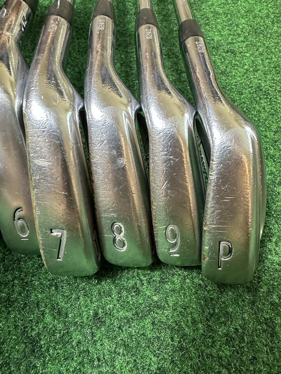Titleist AP2 Forged 2008 Iron 5-9+PW RH Dynamic Gold S200