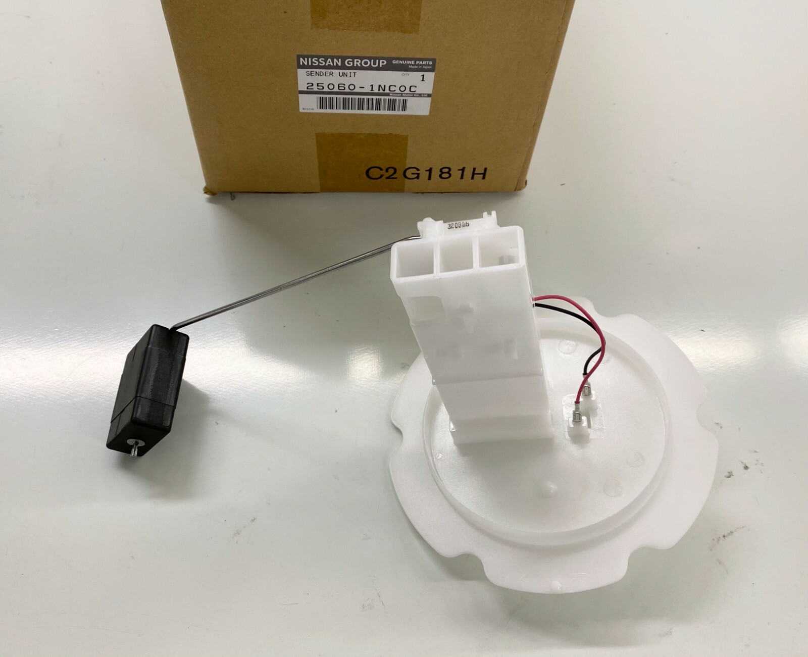 New OEM Infiniti G37 Q60 M35 M45 Drivers Side Fuel Level Sending Unit