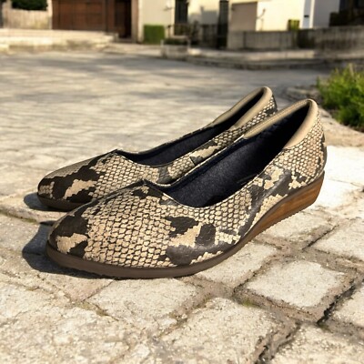 Dr. Scholl's Be Free Comfort Shoes Kendall Wedges Snake Print Women's Size 6