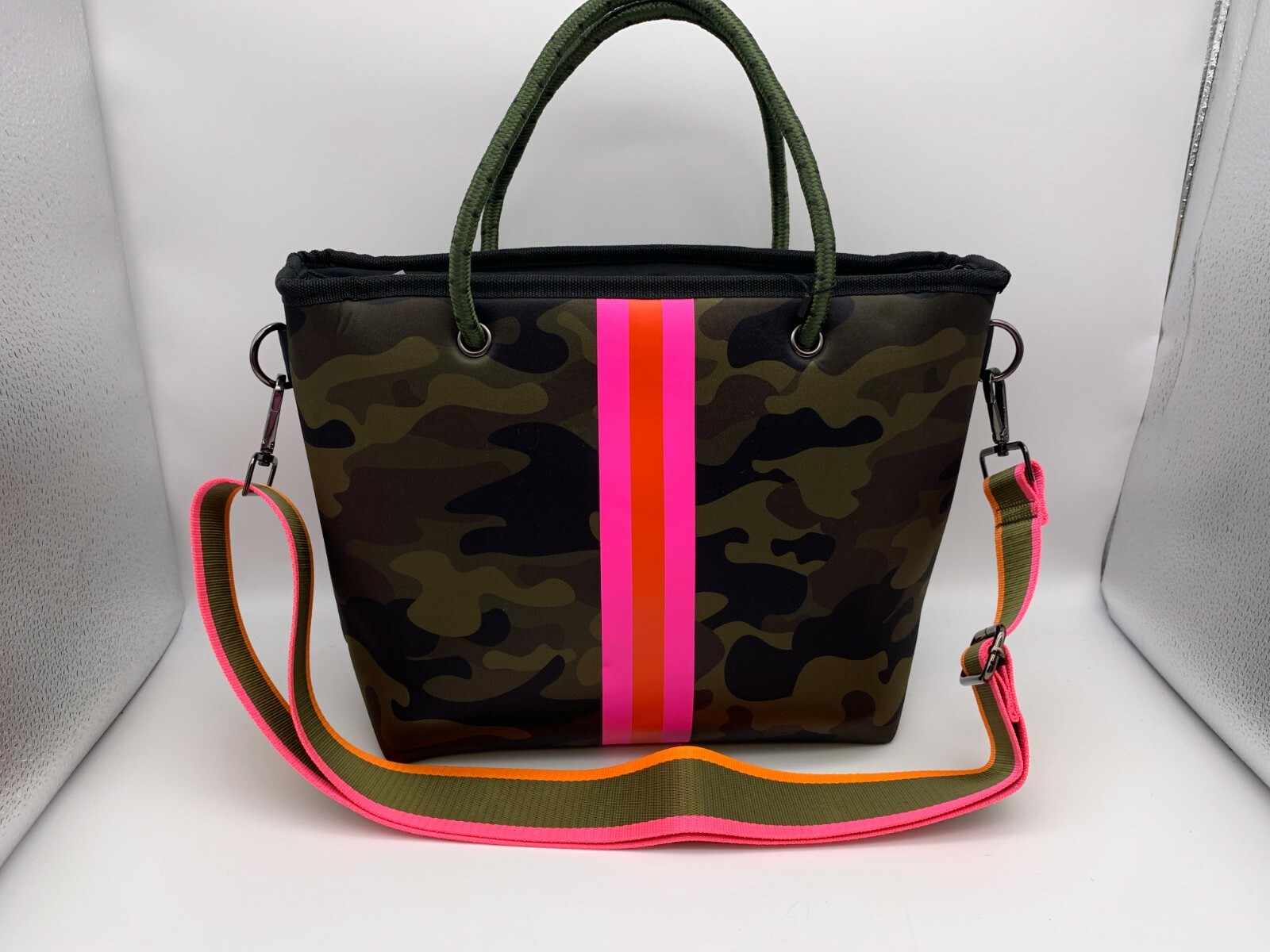 camouflage purse with pink stripe