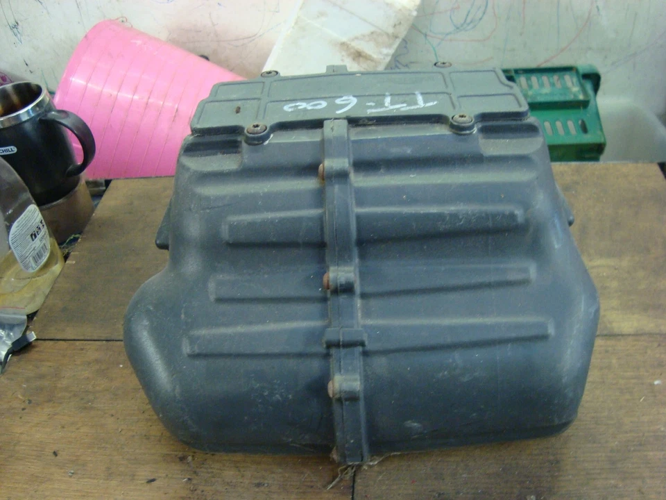 TRIUMPH TT600 TT 600 2204002 MOTO AIRBOX FILTRO AIRE CAJA CONJUNTO Foto 3 de 4