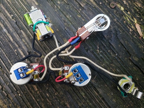Gibson Flying V 67 Solderless Harness Bourns 500k, Fixed Wah+Bass cut tone pot