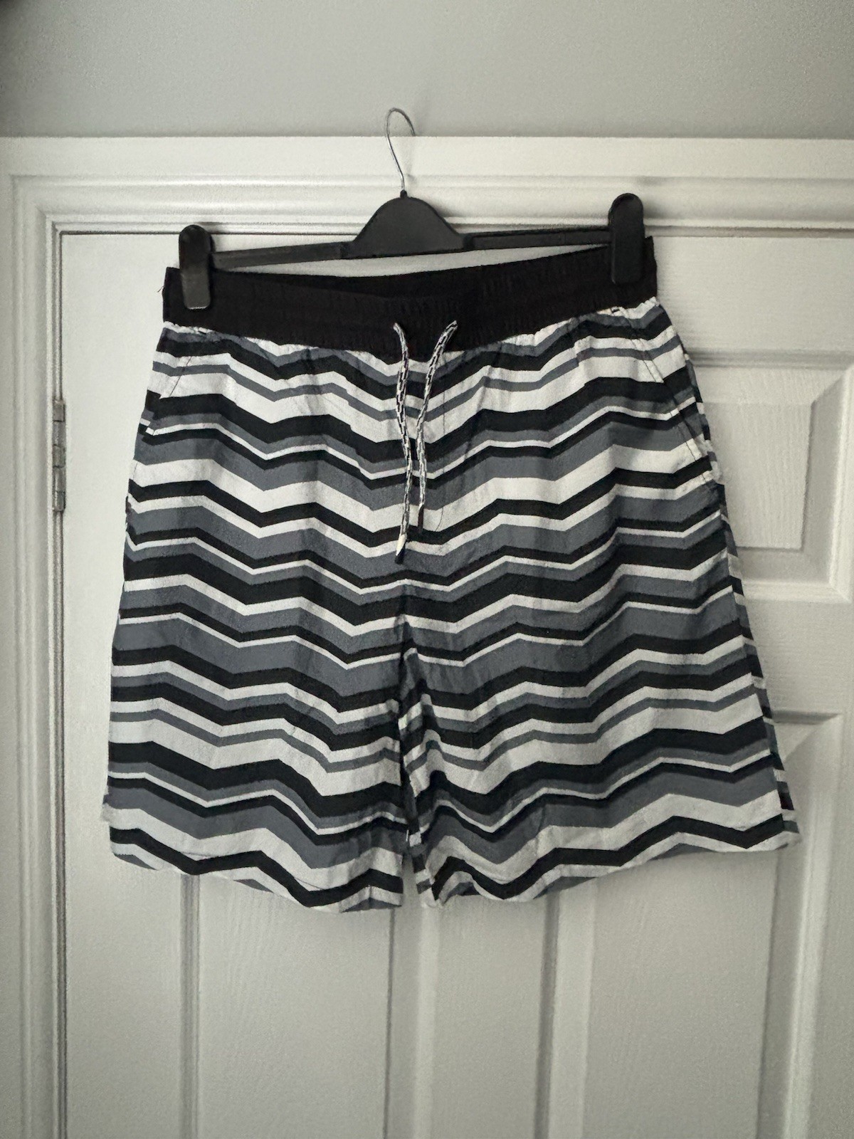 RRP £155 EMPORIO ARMANI Leisure Shorts EU50 US40 L Drawstring Waist BNWT