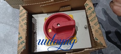 1PC New Eaton Moeller P3-63/I/SVB 63A Load Disconnect Switch Red/Yellow Handle