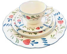 Nikko Avondale Provincial Designs Set of 4 Pc Dinnerware Set