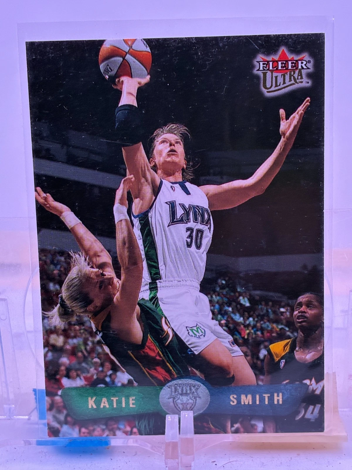 2002 Fleer Ultra WNBA Base #3 Katie Smith Lynx
