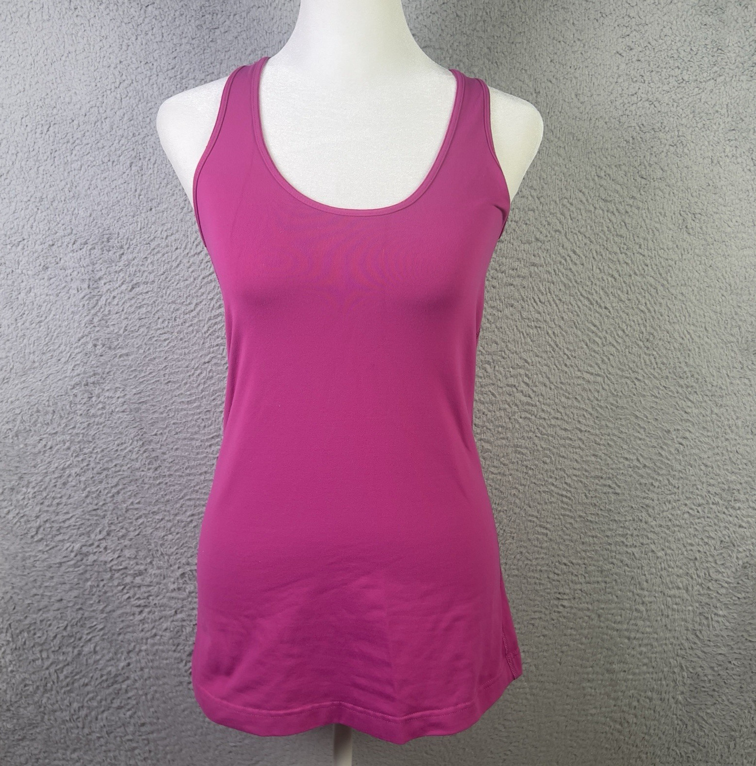 Lululemon Tank Top Womens 6 Pink Racerback Athletic Workout Yoga Gym Running