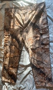 Men’s Medium Military Camo Cargo Pants – BDU Style, Woodland Pattern