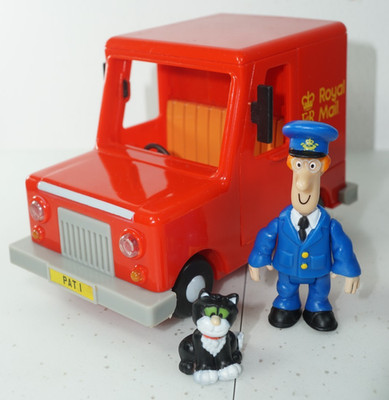 2008 ER PLC Smaller scale Postman Pat Van - Pat & Cat Jess Figur Spielzeug & Pakete