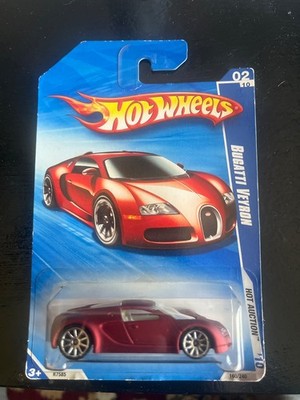 2010 Hot Wheels Exclusive Bugatti Veyron #160 Satin Red W/Protecto