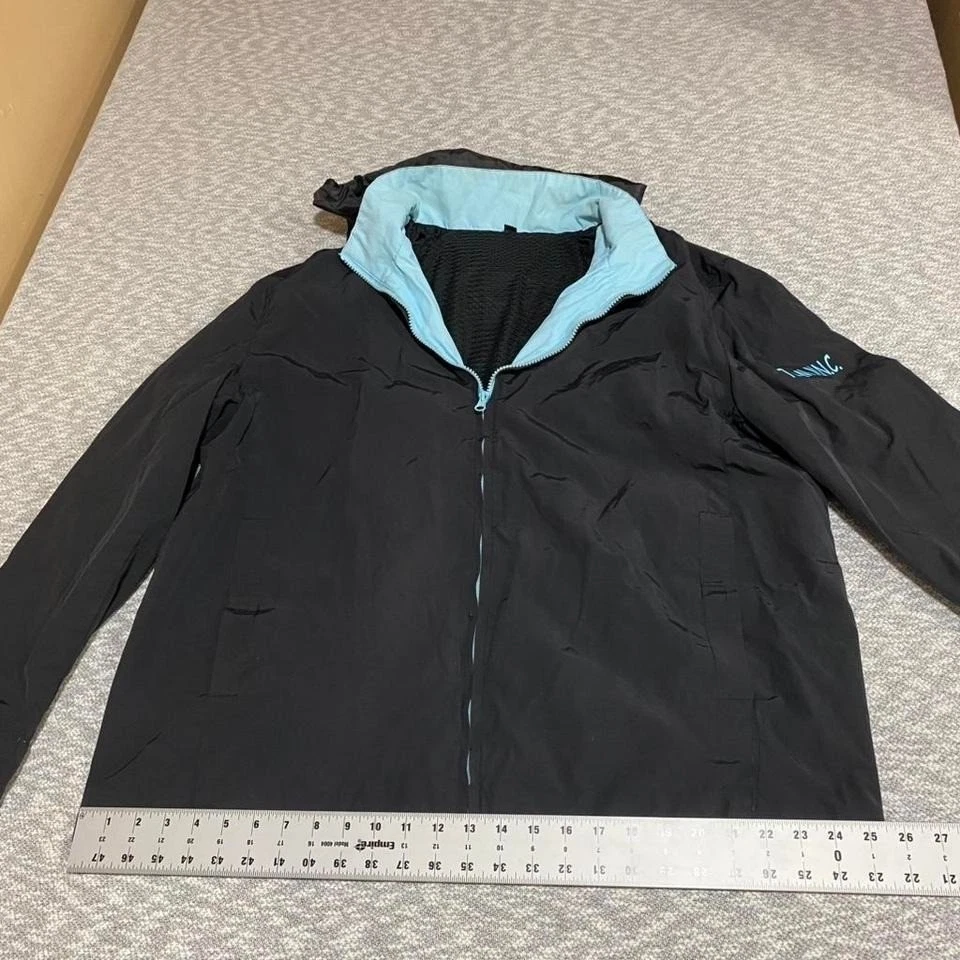 No brand black lightweight hooded jacket size Large unisex. SKU 781#outdoor
Opens in a new window or