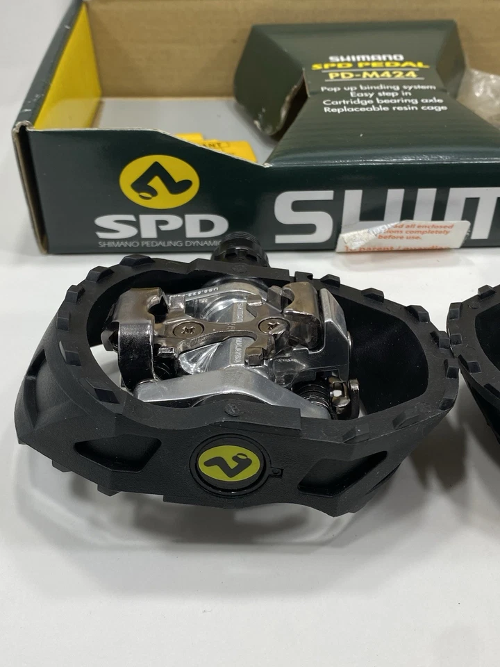 Pedales de bicicleta de montaña Shimano PD-M424 BMX sin clip SPD MTB NUEVO EN STOCK jaulas de resina negra Foto 4 de 4