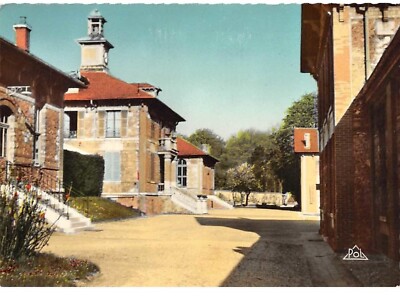 51 . Nr. 101937 . cpsm .10x15 cm .reims .maison roederer boisseau .entree prin